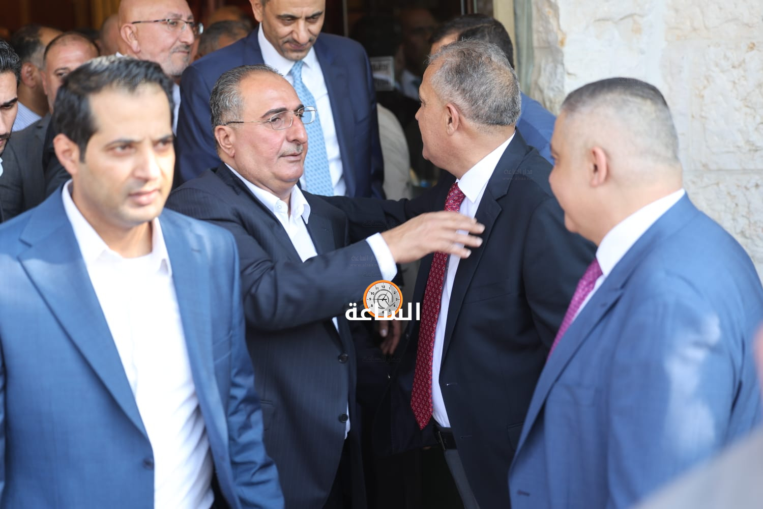 Madar Al-Saa Images 0.43414627613669077