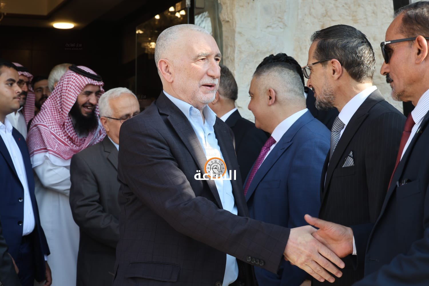 Madar Al-Saa Images 0.4849293269696362