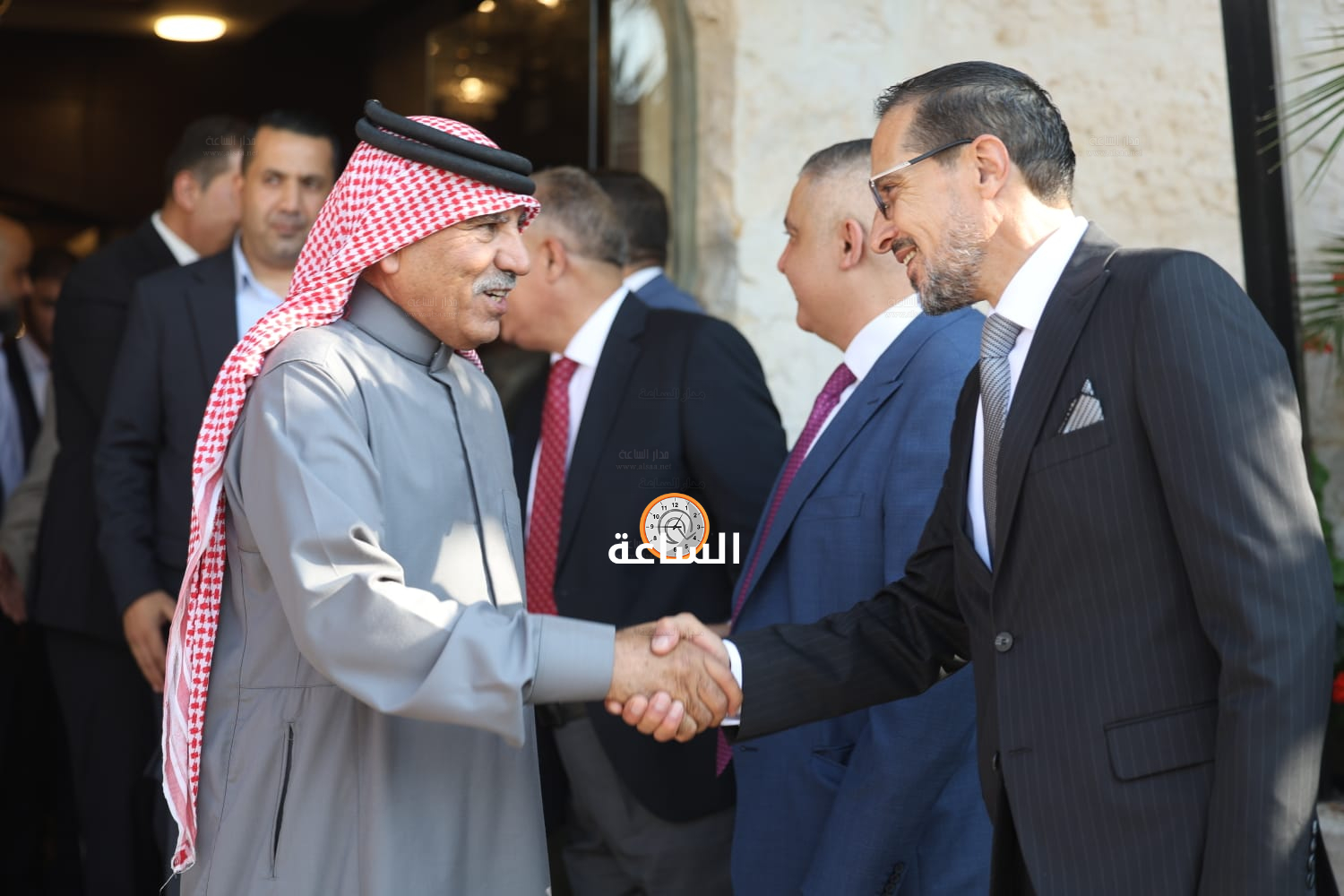 Madar Al-Saa Images 0.7668342613505662