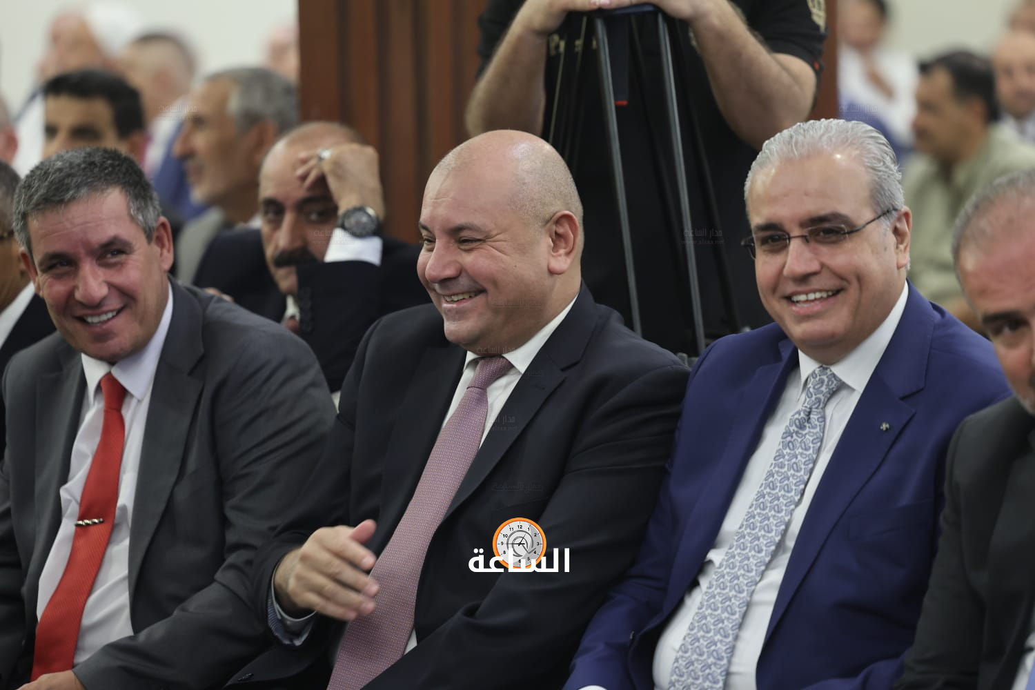 Madar Al-Saa Images 0.7923437340342221