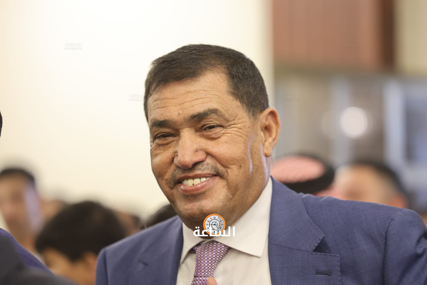 Madar Al-Saa Images 0.3917918420906399