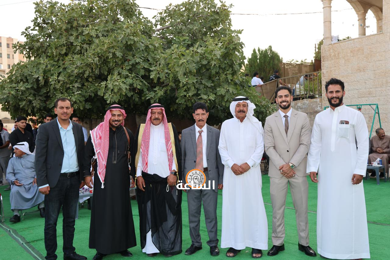 Madar Al-Saa Images 0.24685450588863145
