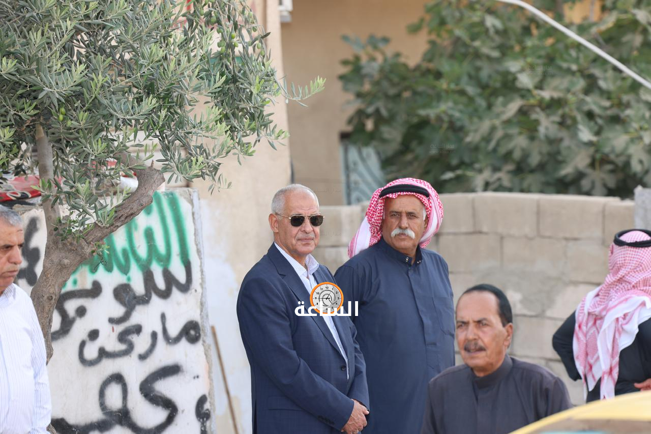 Madar Al-Saa Images 0.5233708452449795