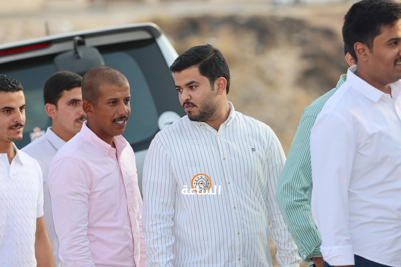 Madar Al-Saa Images 0.32840205042566784