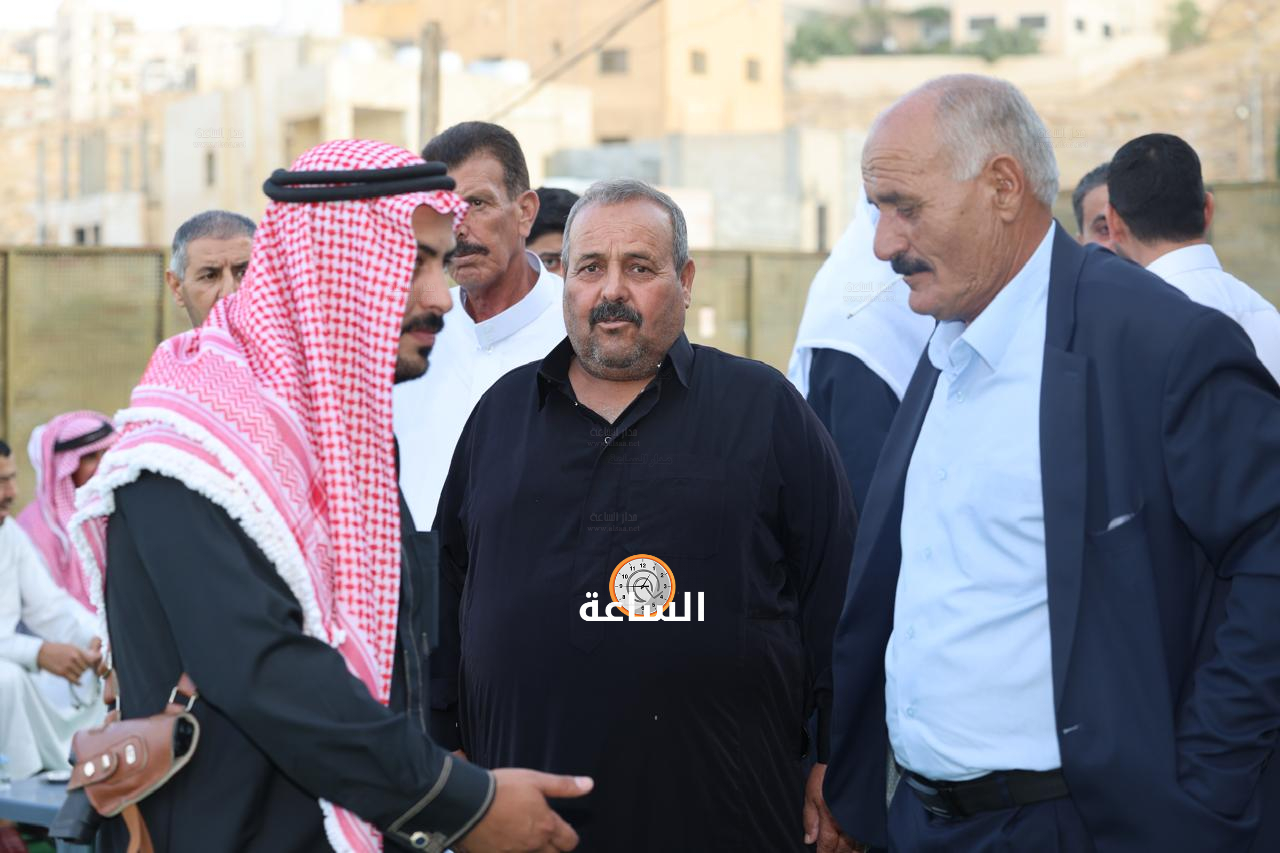 Madar Al-Saa Images 0.9929143066304907