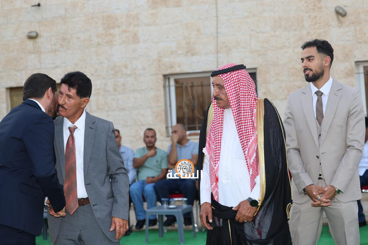 Madar Al-Saa Images 0.8303491690821947