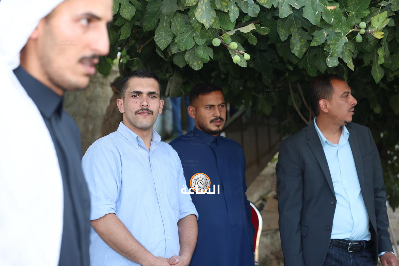 Madar Al-Saa Images 0.8789466417341403