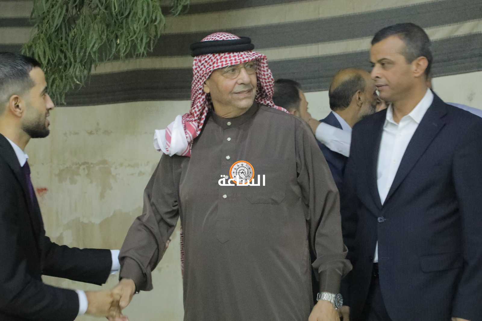Madar Al-Saa Images 0.4242044568375891