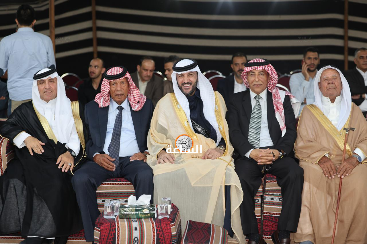 Madar Al-Saa Images 0.02149559889500341
