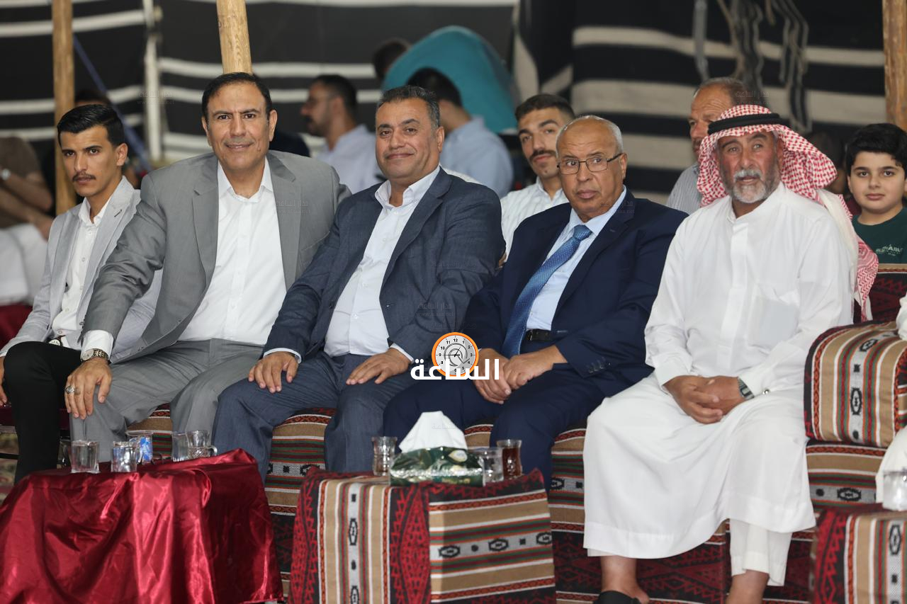 Madar Al-Saa Images 0.44990472602141773