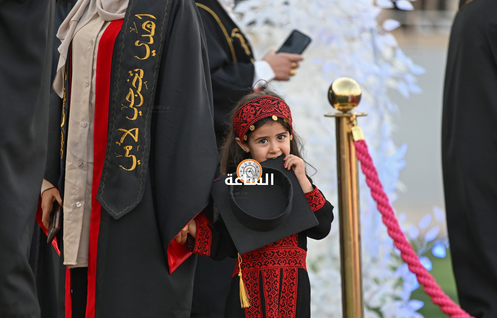 Madar Al-Saa Images 0.9063856158068226