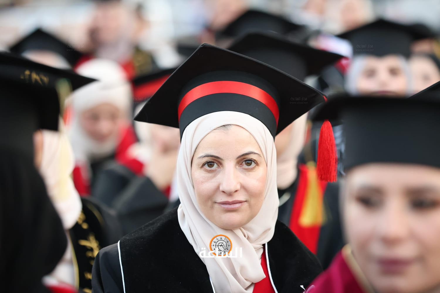 Madar Al-Saa Images 0.3216268734079205