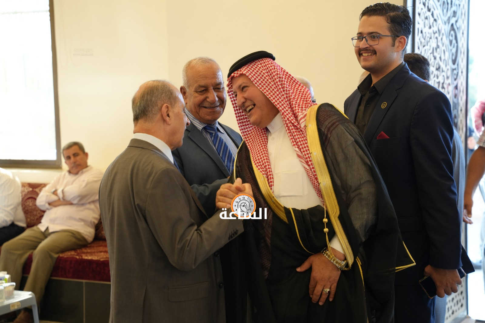 Madar Al-Saa Images 0.22925860006293364