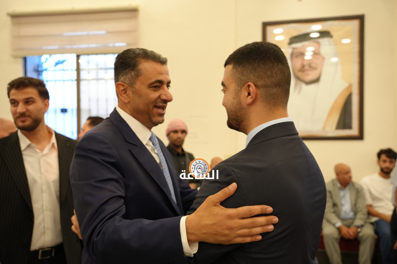 Madar Al-Saa Images 0.1414311646823928