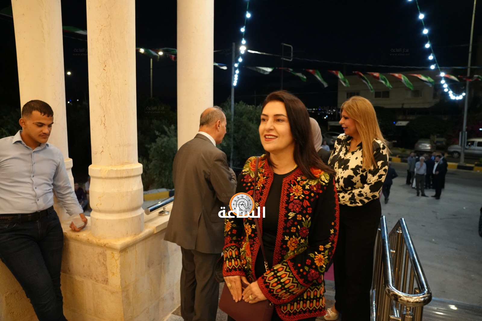Madar Al-Saa Images 0.6583656753916765