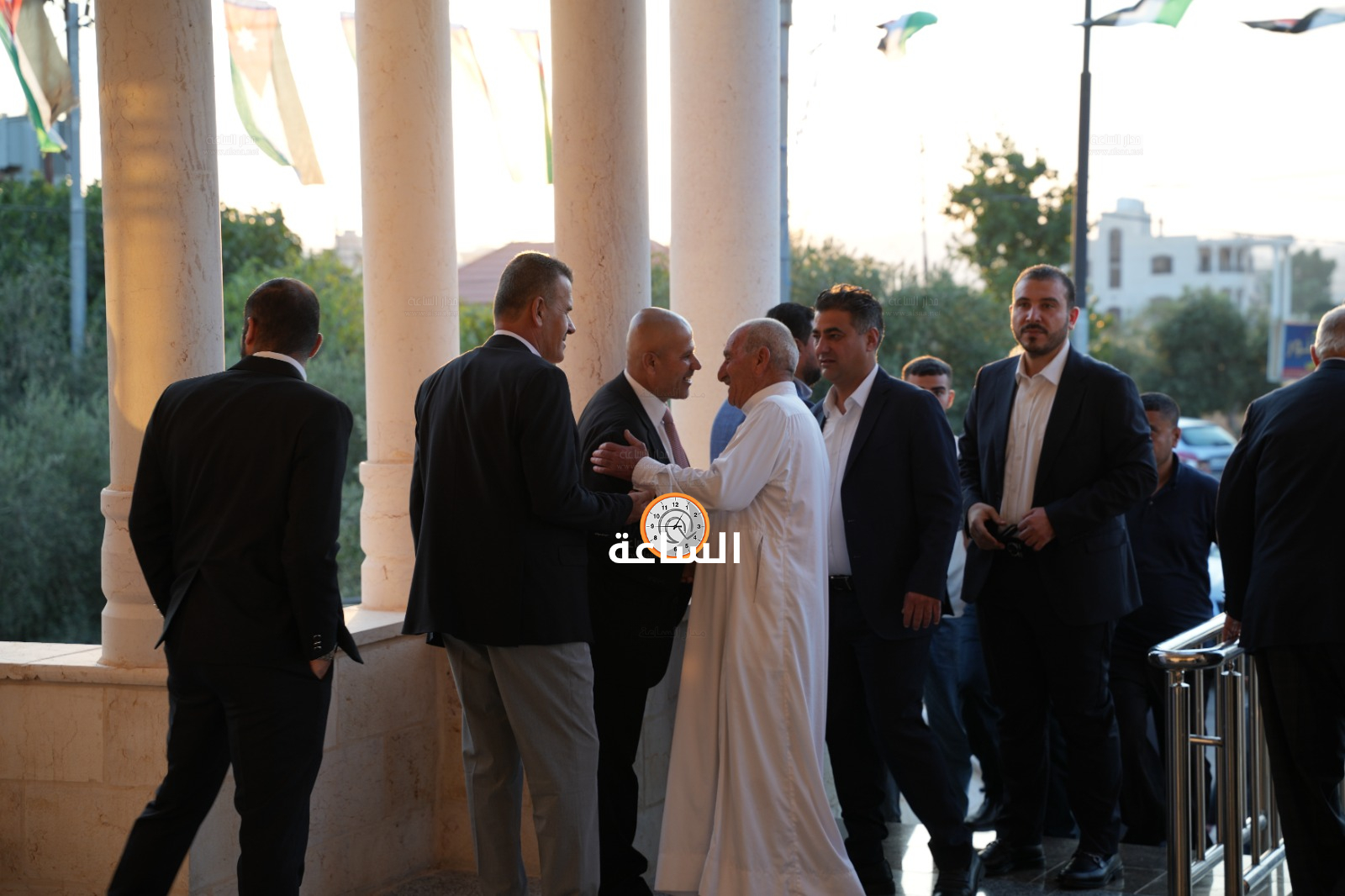 Madar Al-Saa Images 0.5428115903505104