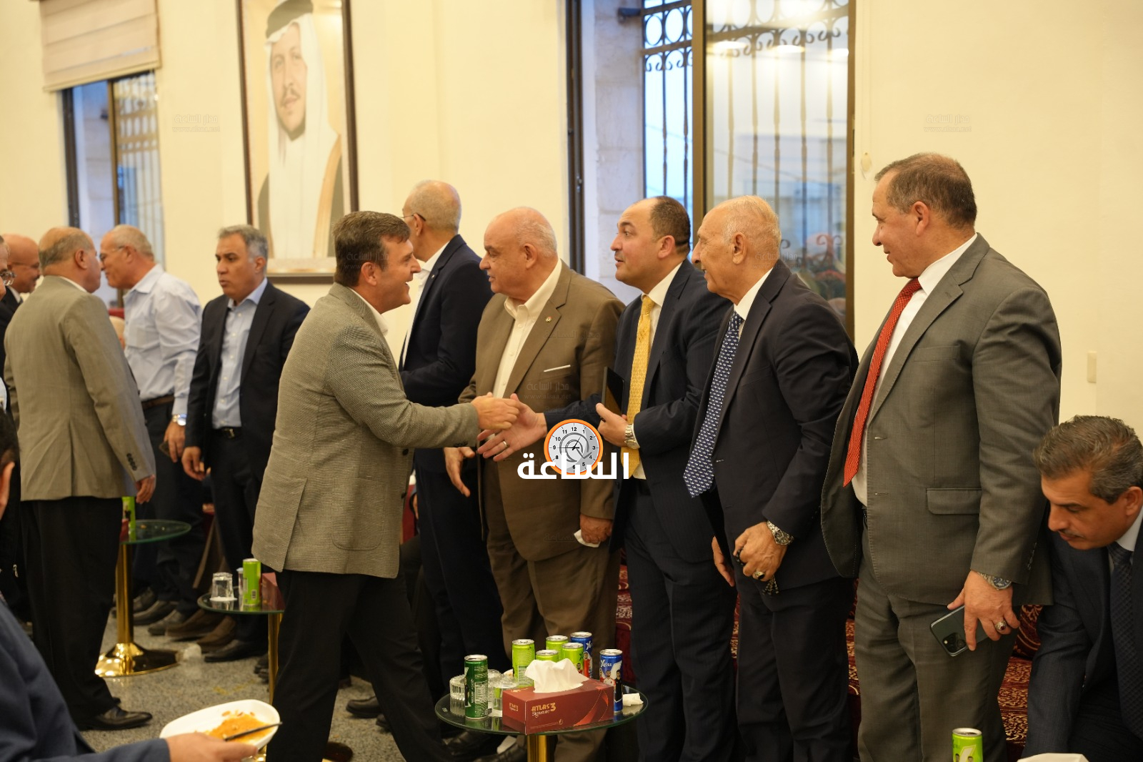 Madar Al-Saa Images 0.6491302363588368