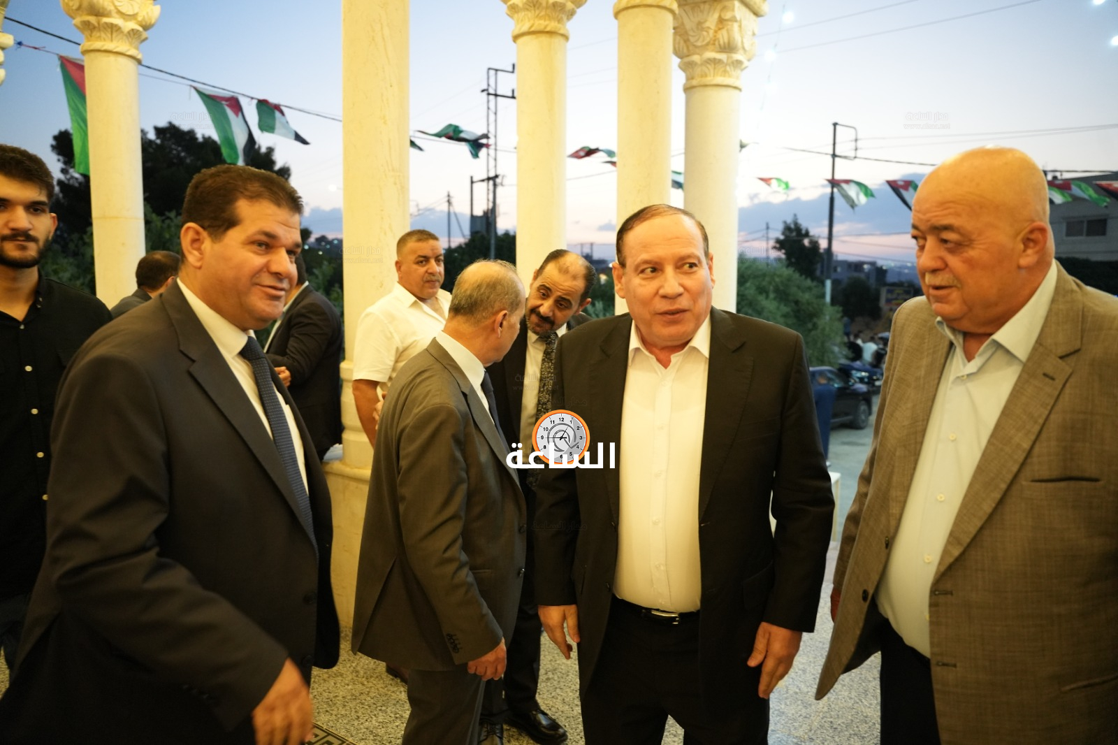 Madar Al-Saa Images 0.97764521822617