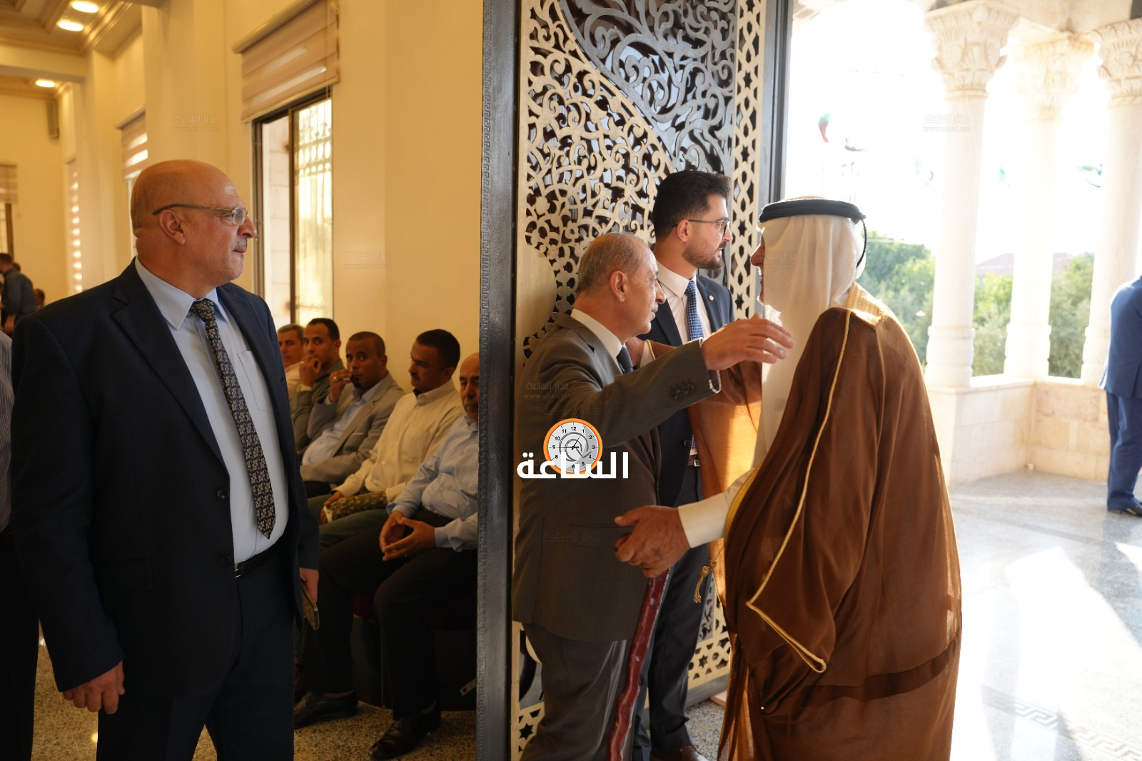 Madar Al-Saa Images 0.3600338960724192