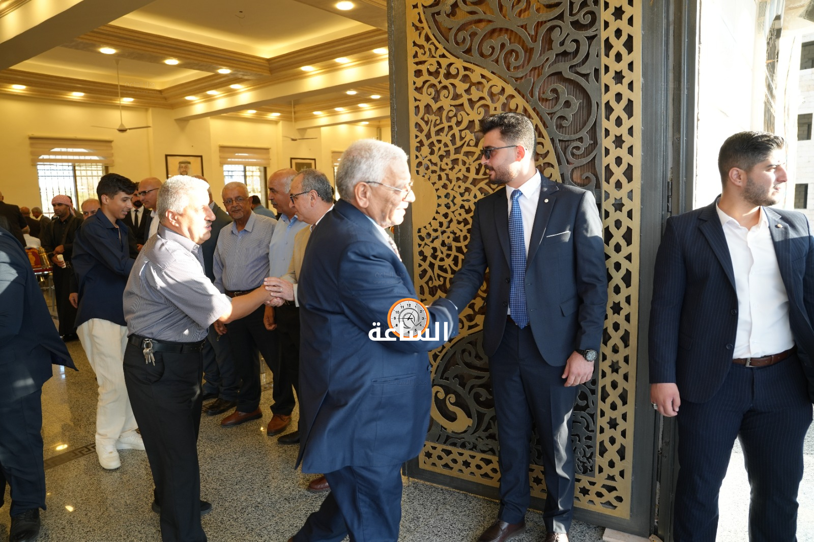 Madar Al-Saa Images 0.9629599117451398