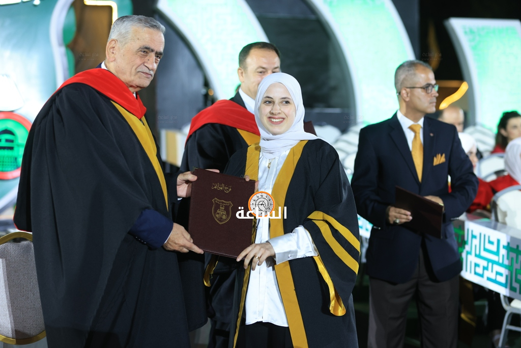 Madar Al-Saa Images 0.5737022091716758