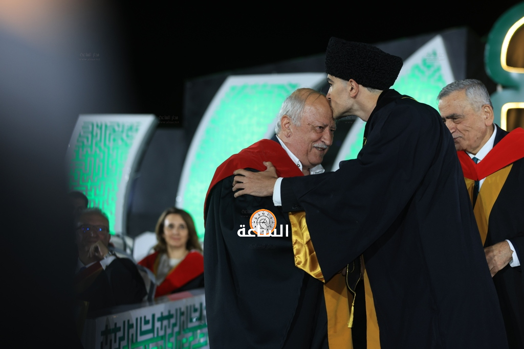 Madar Al-Saa Images 0.6681887794943212