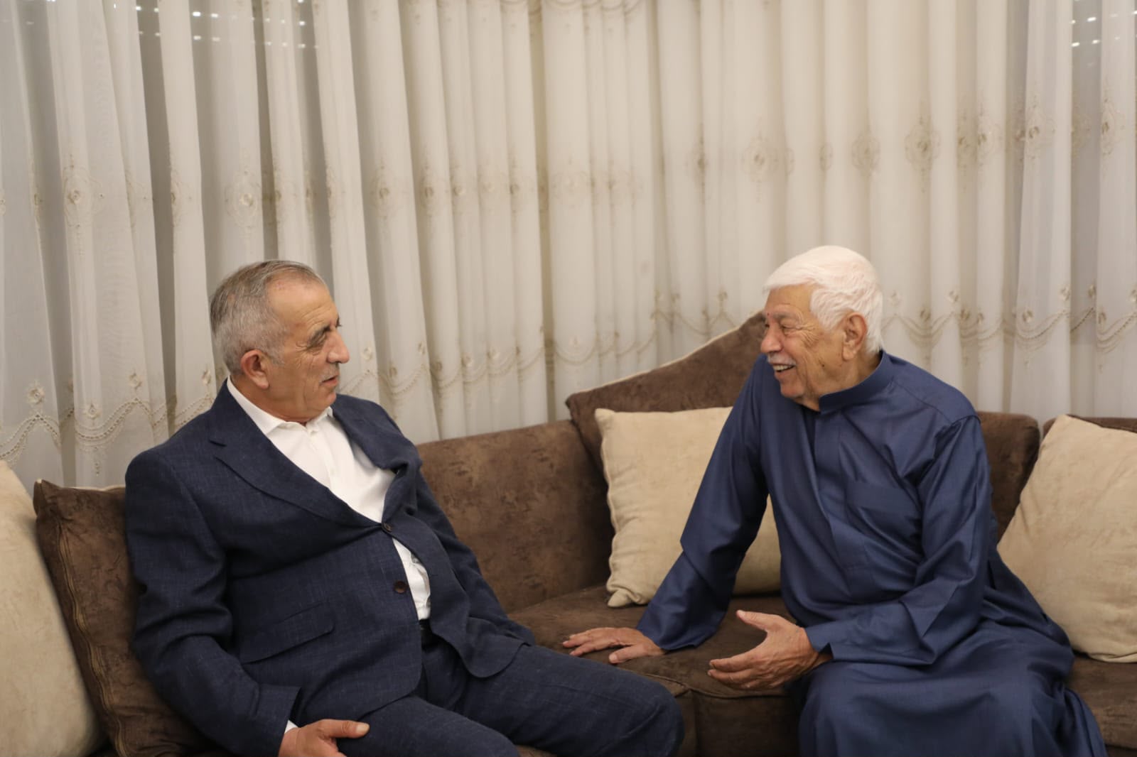 Madar Al-Saa Images 0.009361259400119115