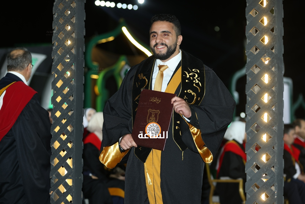 Madar Al-Saa Images 0.9647643836356488