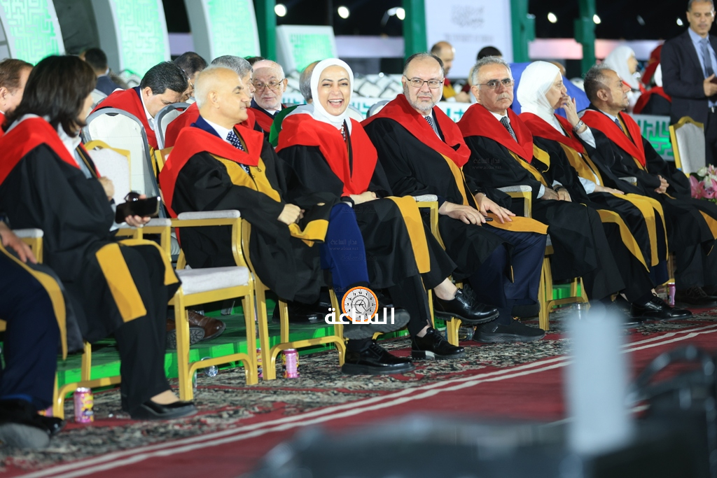 Madar Al-Saa Images 0.04539011136396165
