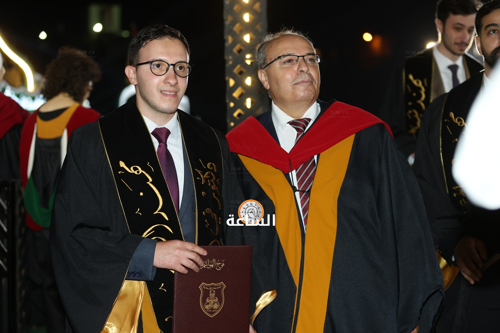 Madar Al-Saa Images 0.22417609745286304