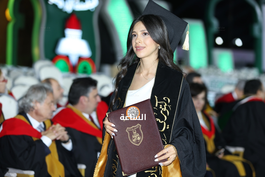 Madar Al-Saa Images 0.4455736414983964