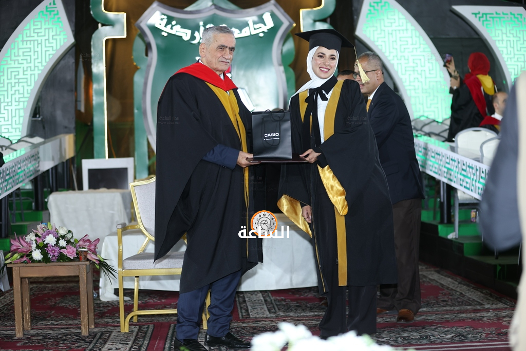 Madar Al-Saa Images 0.741246355175076