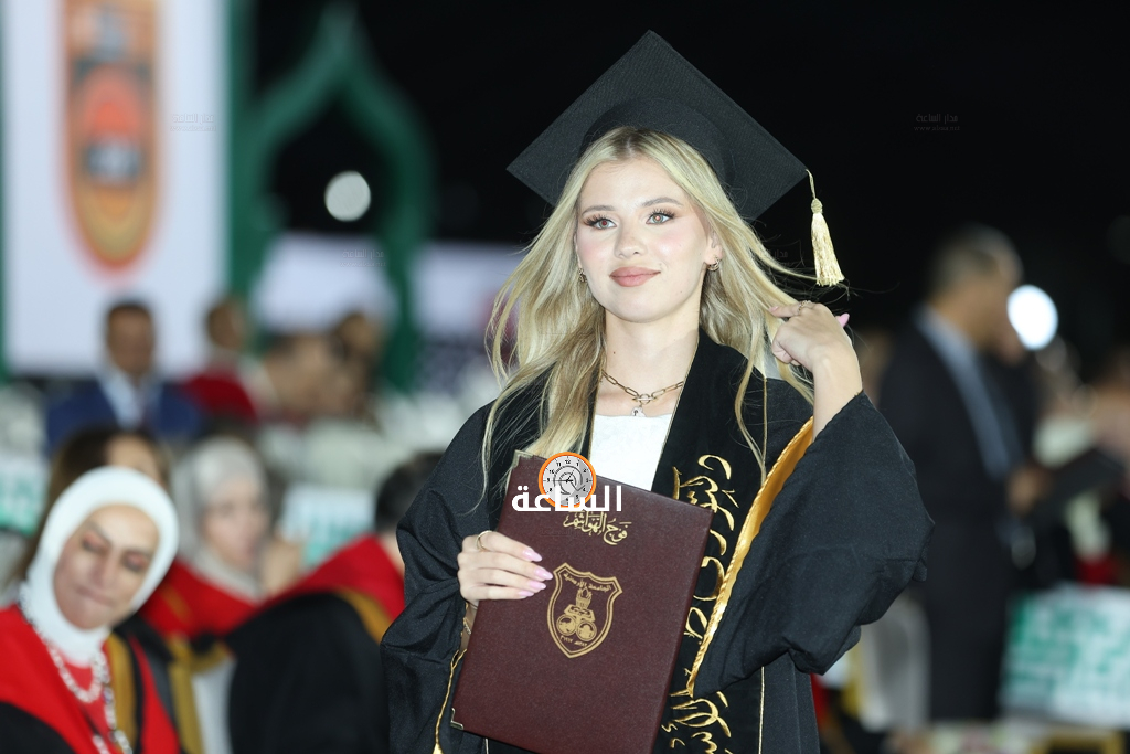 Madar Al-Saa Images 0.7992439205843506