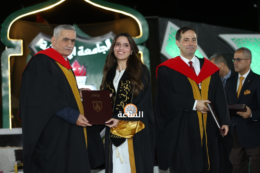 Madar Al-Saa Images 0.8981903748324432
