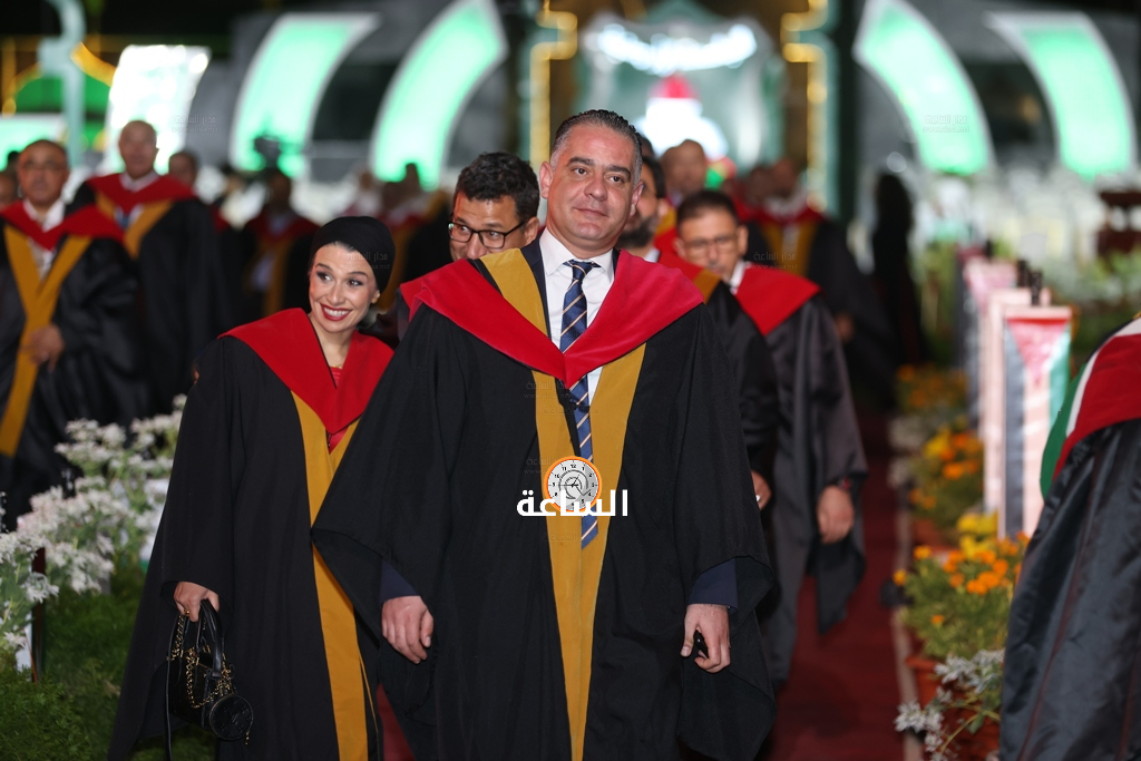 Madar Al-Saa Images 0.925405497650473