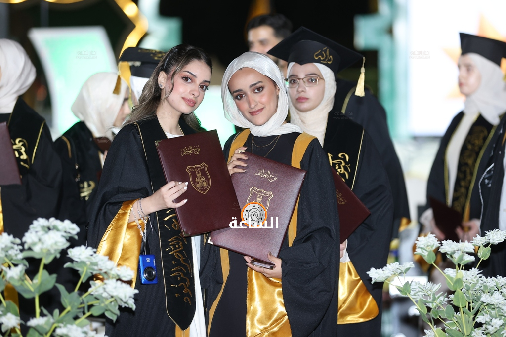 Madar Al-Saa Images 0.491892552443433