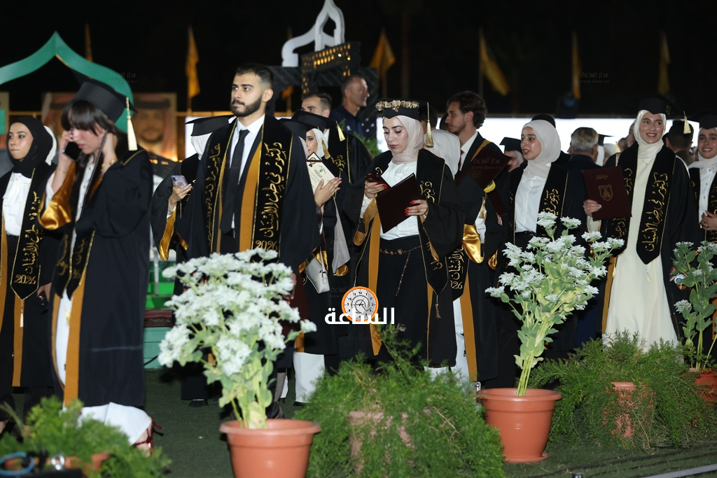 Madar Al-Saa Images 0.8772382349349495