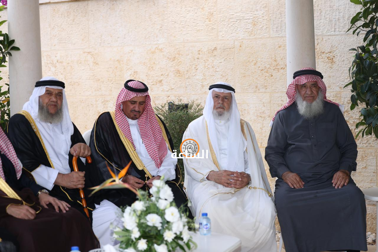Madar Al-Saa Images 0.9965191106334227