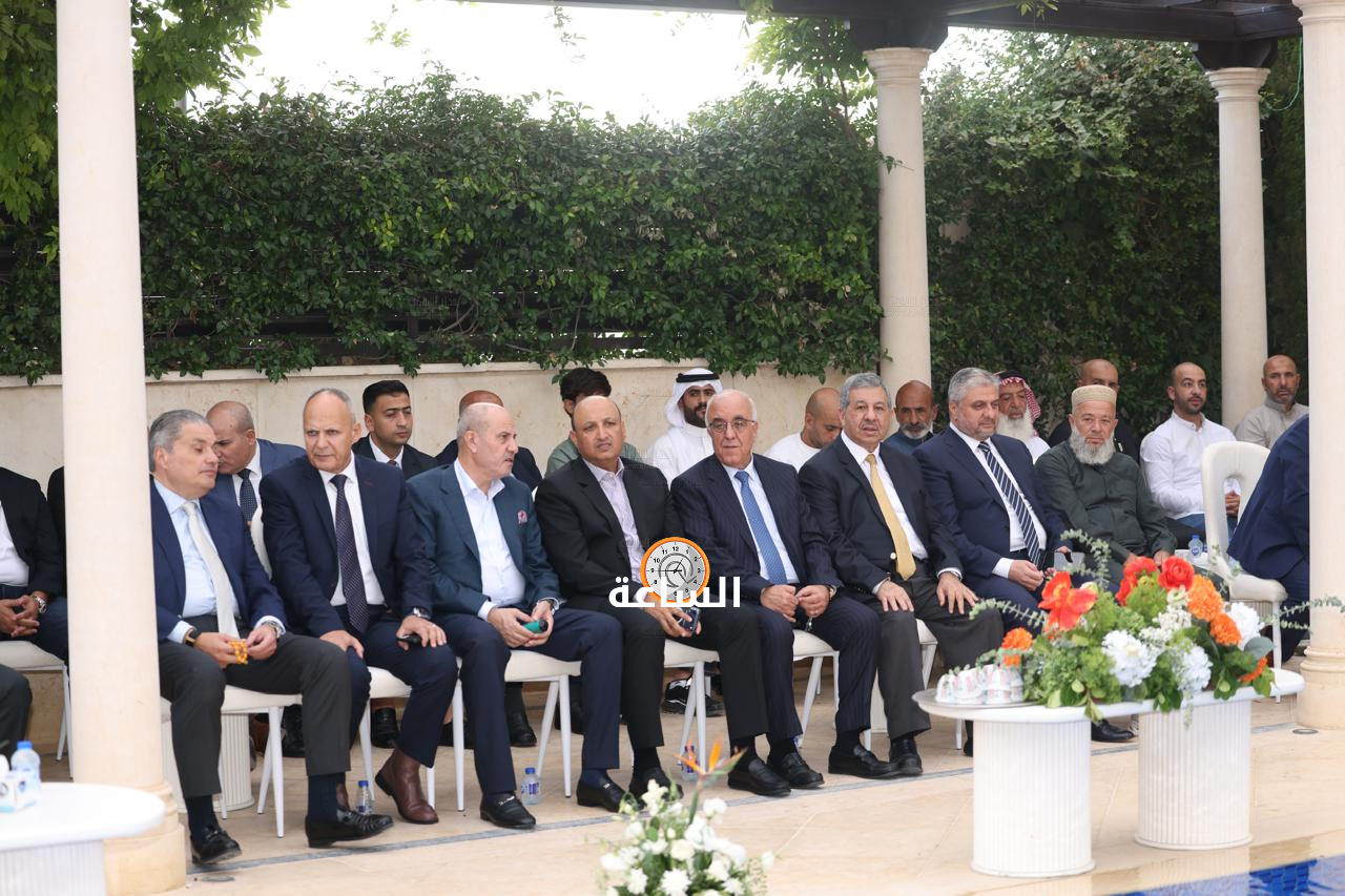Madar Al-Saa Images 0.3355615712570802