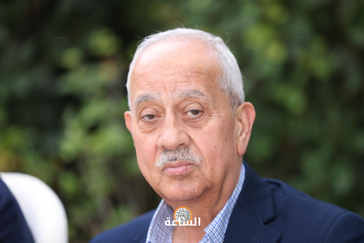 Madar Al-Saa Images 0.03554115094956156