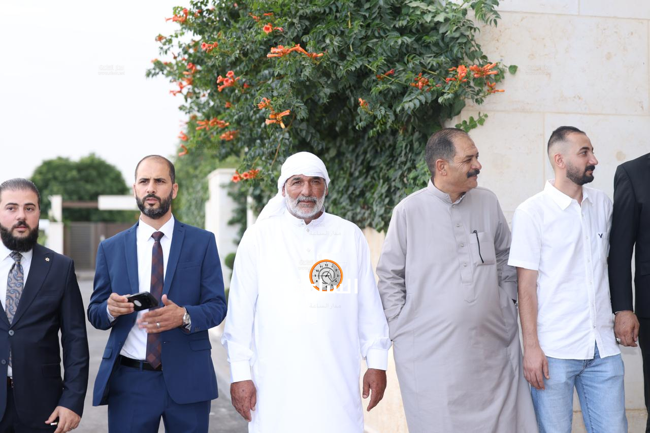 Madar Al-Saa Images 0.03137833160809378