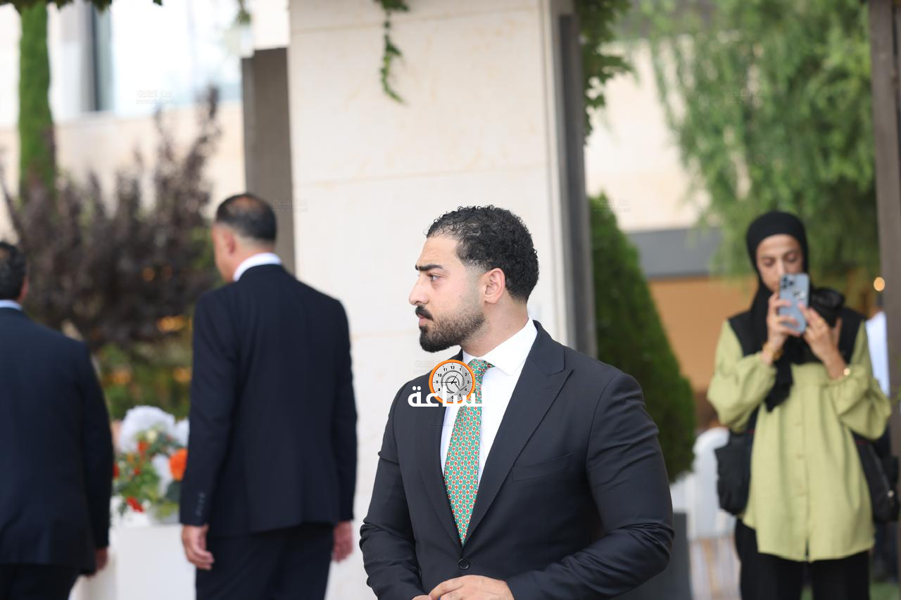 Madar Al-Saa Images 0.3335002677590867