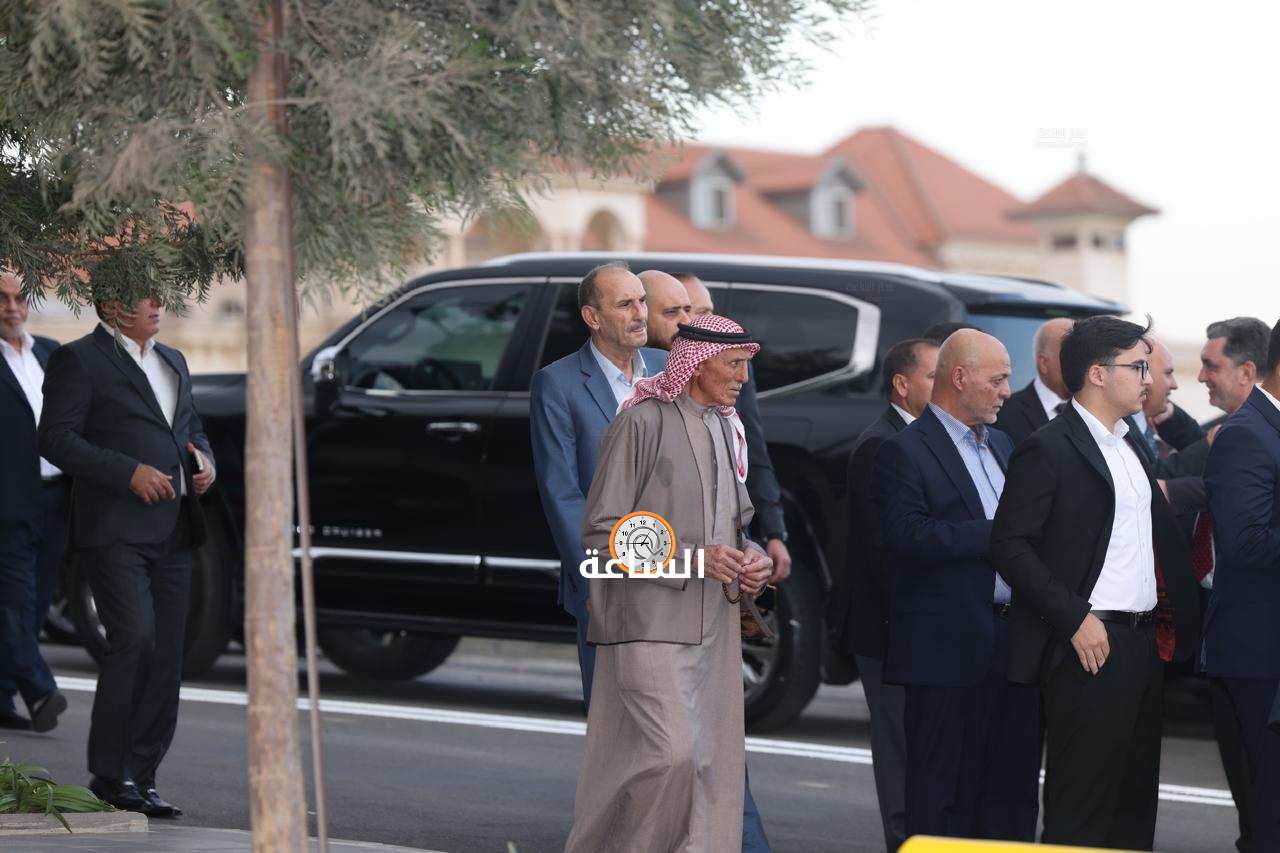 Madar Al-Saa Images 0.26033235206857697