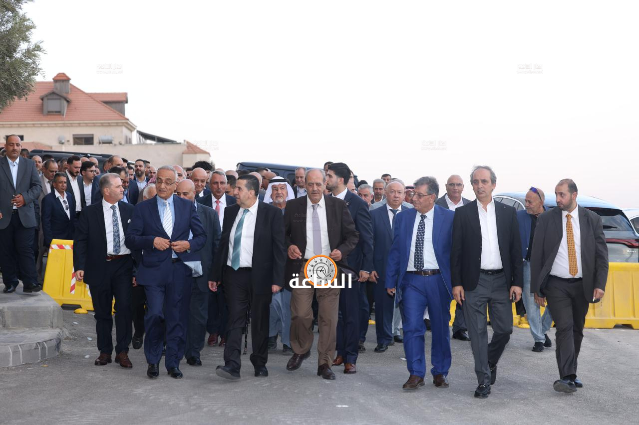 Madar Al-Saa Images 0.9747836698624499