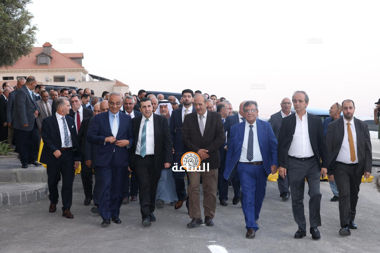 Madar Al-Saa Images 0.903753953676724