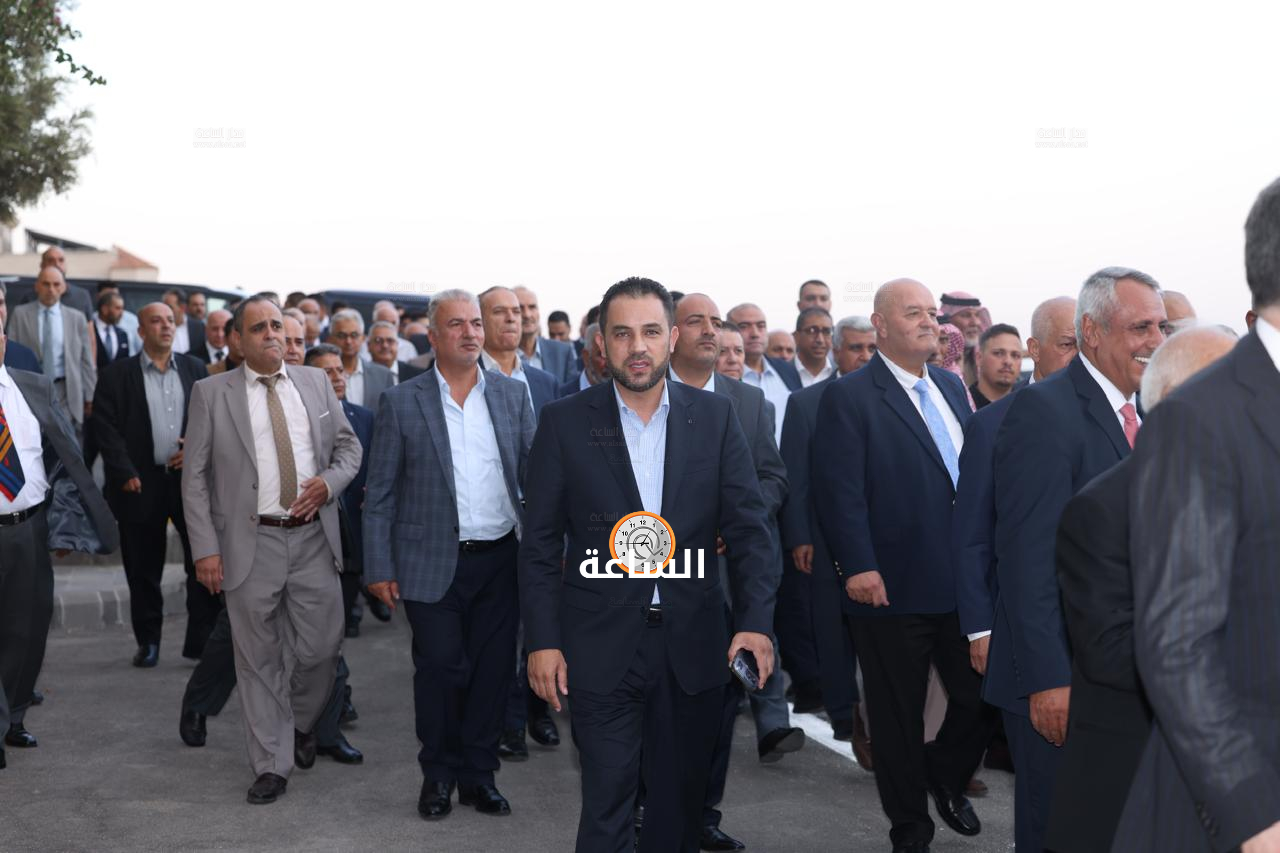 Madar Al-Saa Images 0.3647867407644738