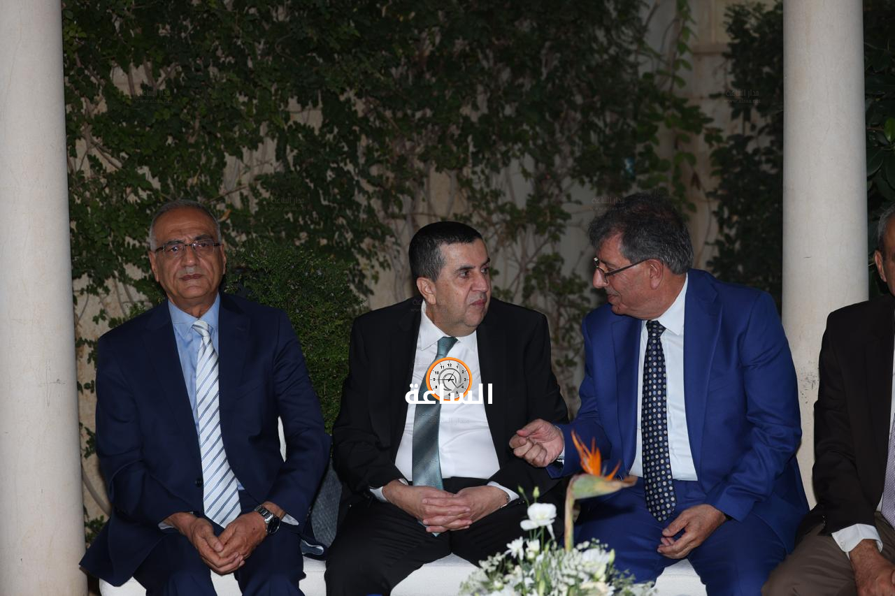 Madar Al-Saa Images 0.8646049966250635