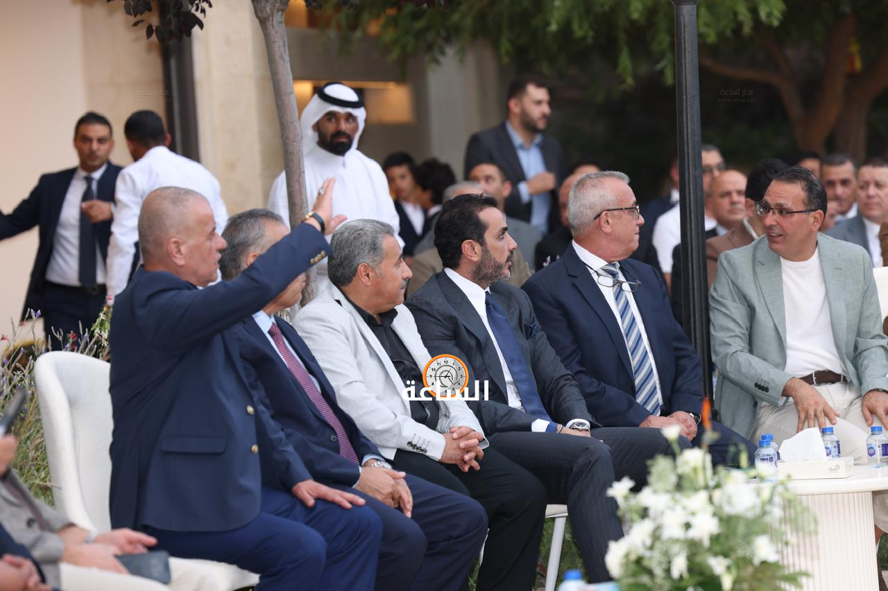 Madar Al-Saa Images 0.7209569582705282
