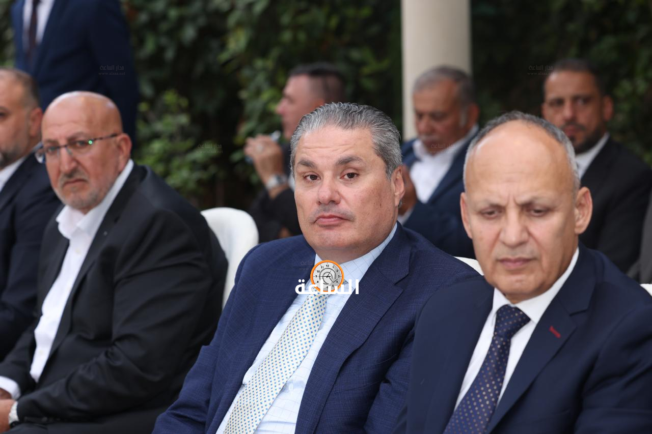 Madar Al-Saa Images 0.48359813465817036