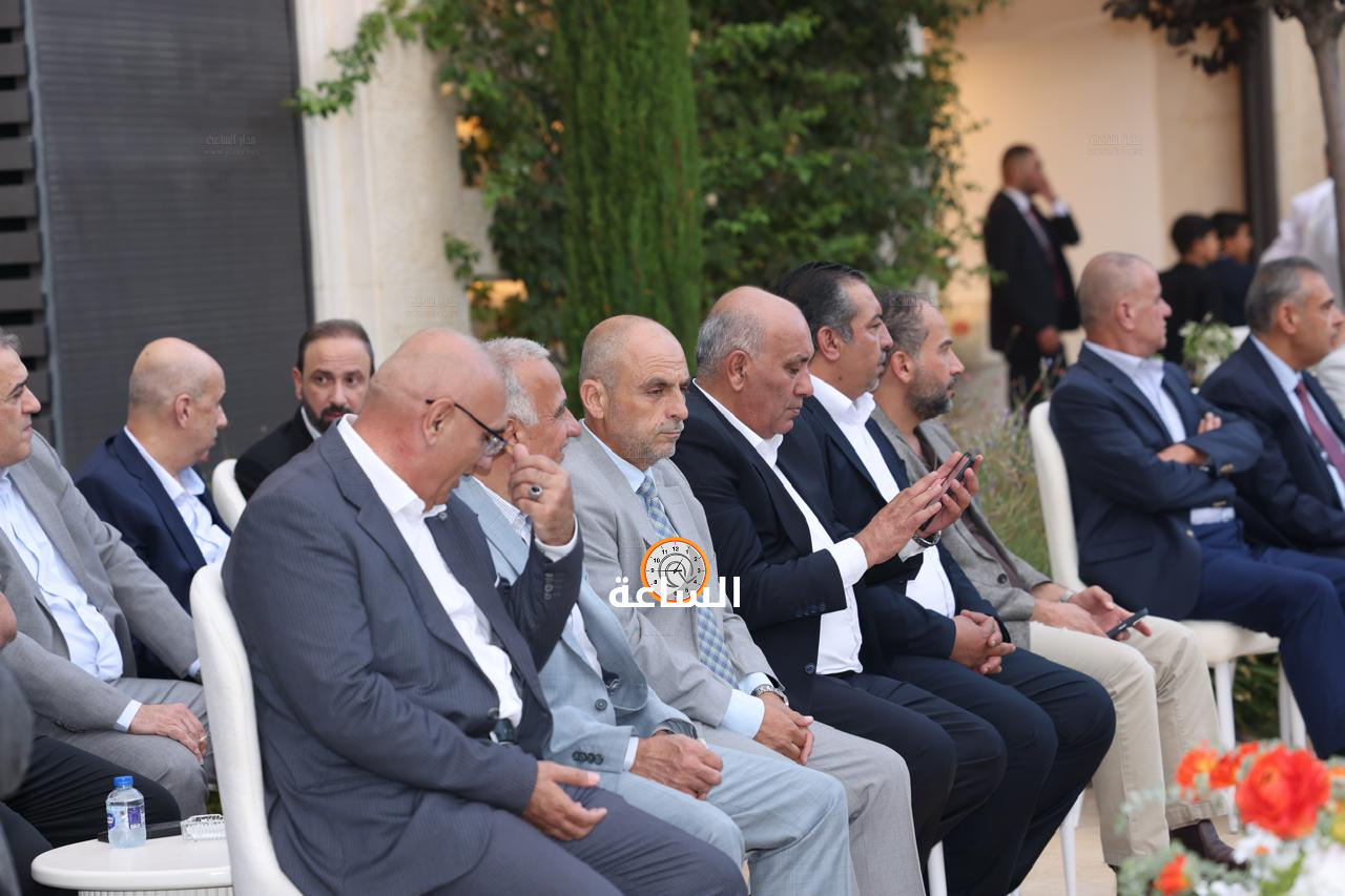 Madar Al-Saa Images 0.4209683869608004